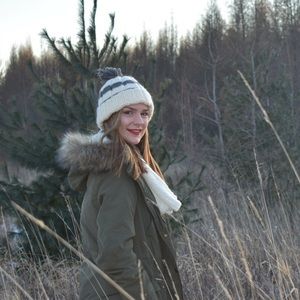 Meet your Posher, Emily